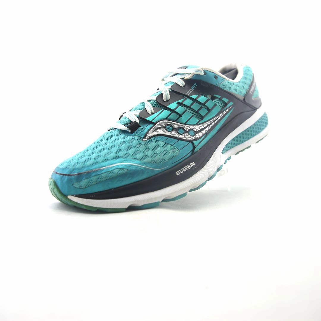 SAUCONY TRIUMPH ISO 2 Saucony casual footwear looks