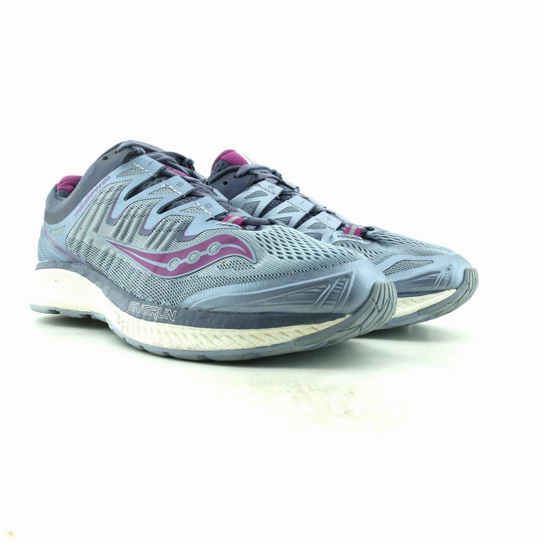 SAUCONY TRIUMPH ISO 4 Saucony casual footwear looks