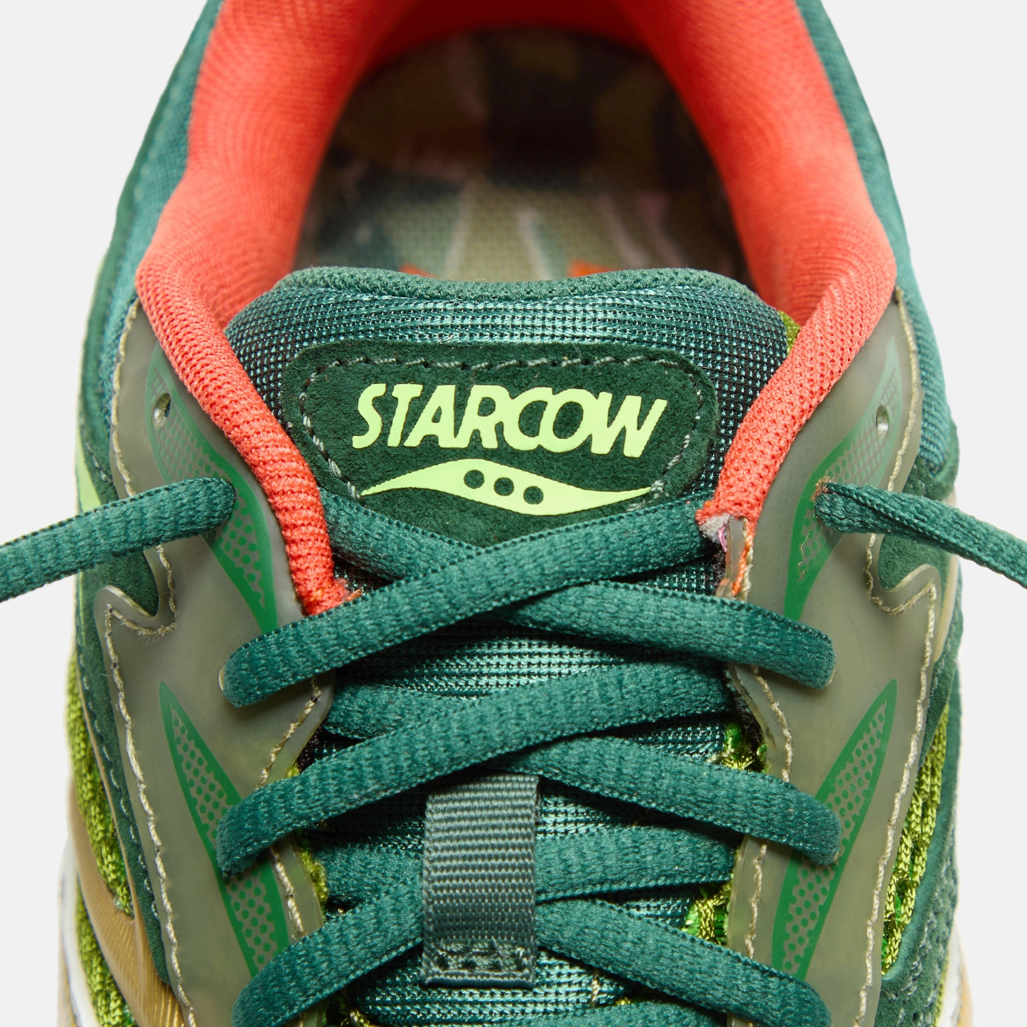 Saucony x Starcow Progrid Omni 9 - Green / Orange Saucony Lightweight Shoes