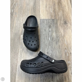 Shoes Athletic By Crocs In Black, Size: 9 Crocs clogs with lightweight comfort