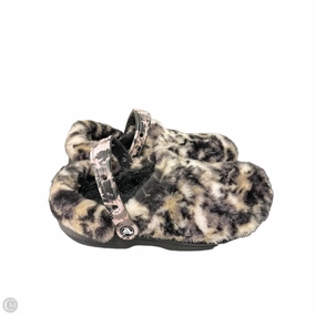 Shoes Flats By Crocs In Black & Brown, Size: 9 Crocs clogs with lightweight comfort