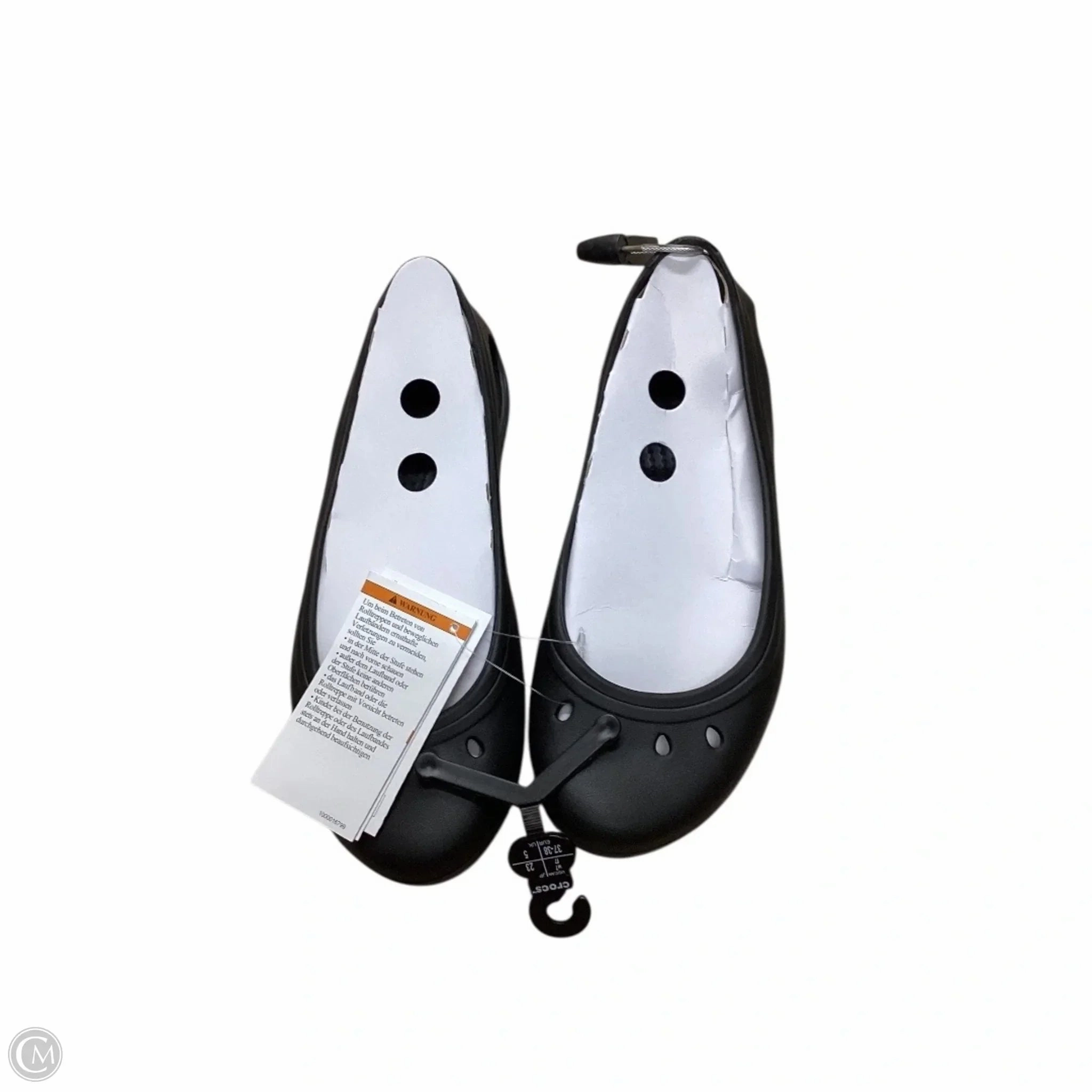 Shoes Flats By Crocs In Black, Size: 7 Crocs clogs with lightweight comfort