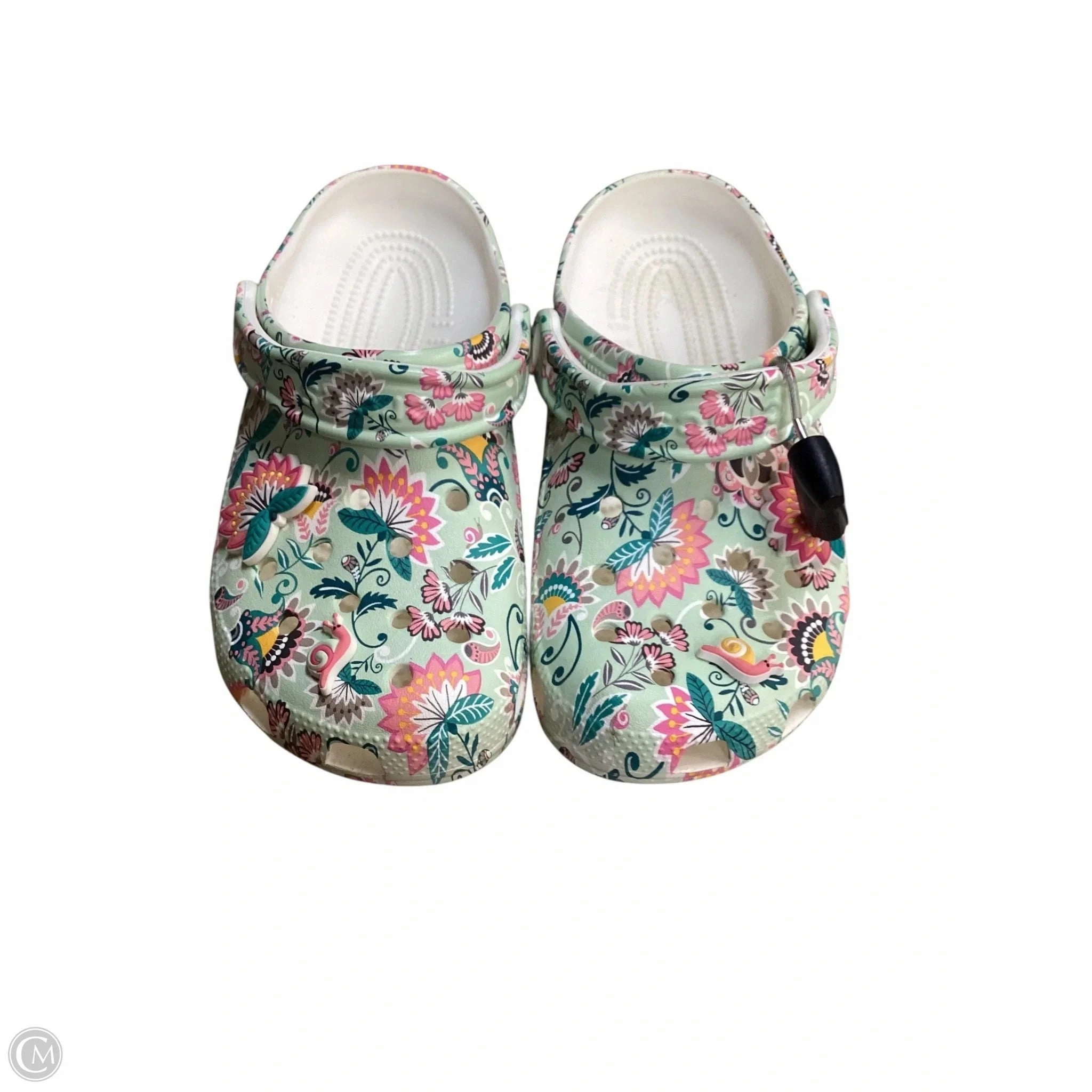 Shoes Flats By Crocs In Green, Size: 6 Crocs clogs with lightweight comfort