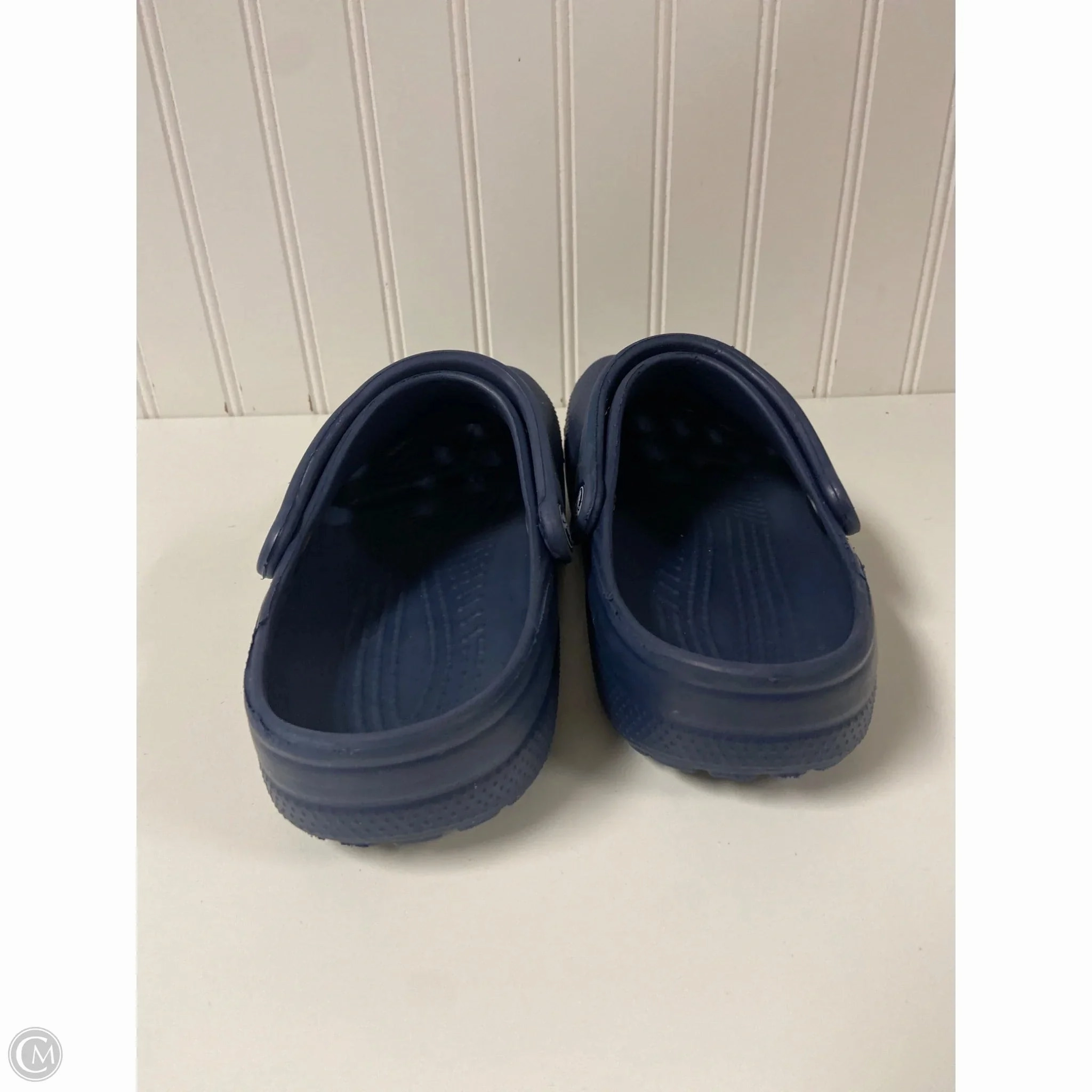Shoes Flats By Crocs In Navy, Size: 9 Lightweight Clogs