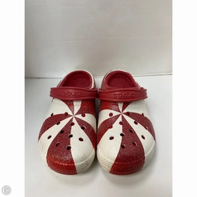 Shoes Flats By Crocs In Red & White, Size: 11 Crocs clogs with lightweight comfort