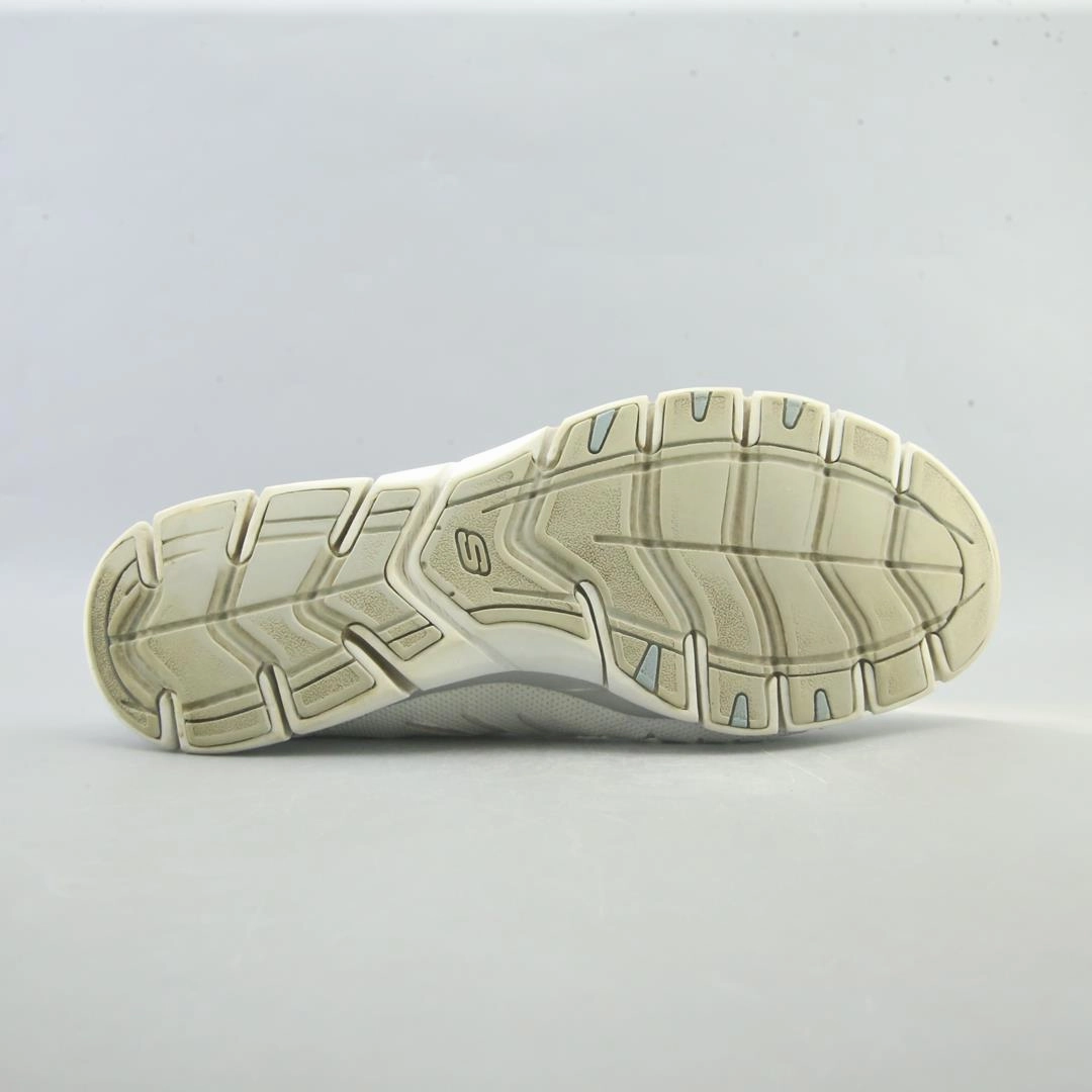 SKECHERS 6 FLEX GRATIS Skechers shoe design snapshots
