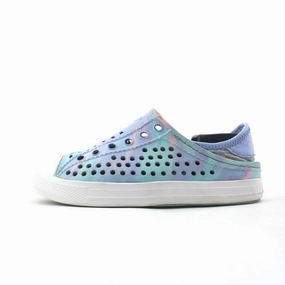 SKECHERS . Skechers comfortable casual shoes