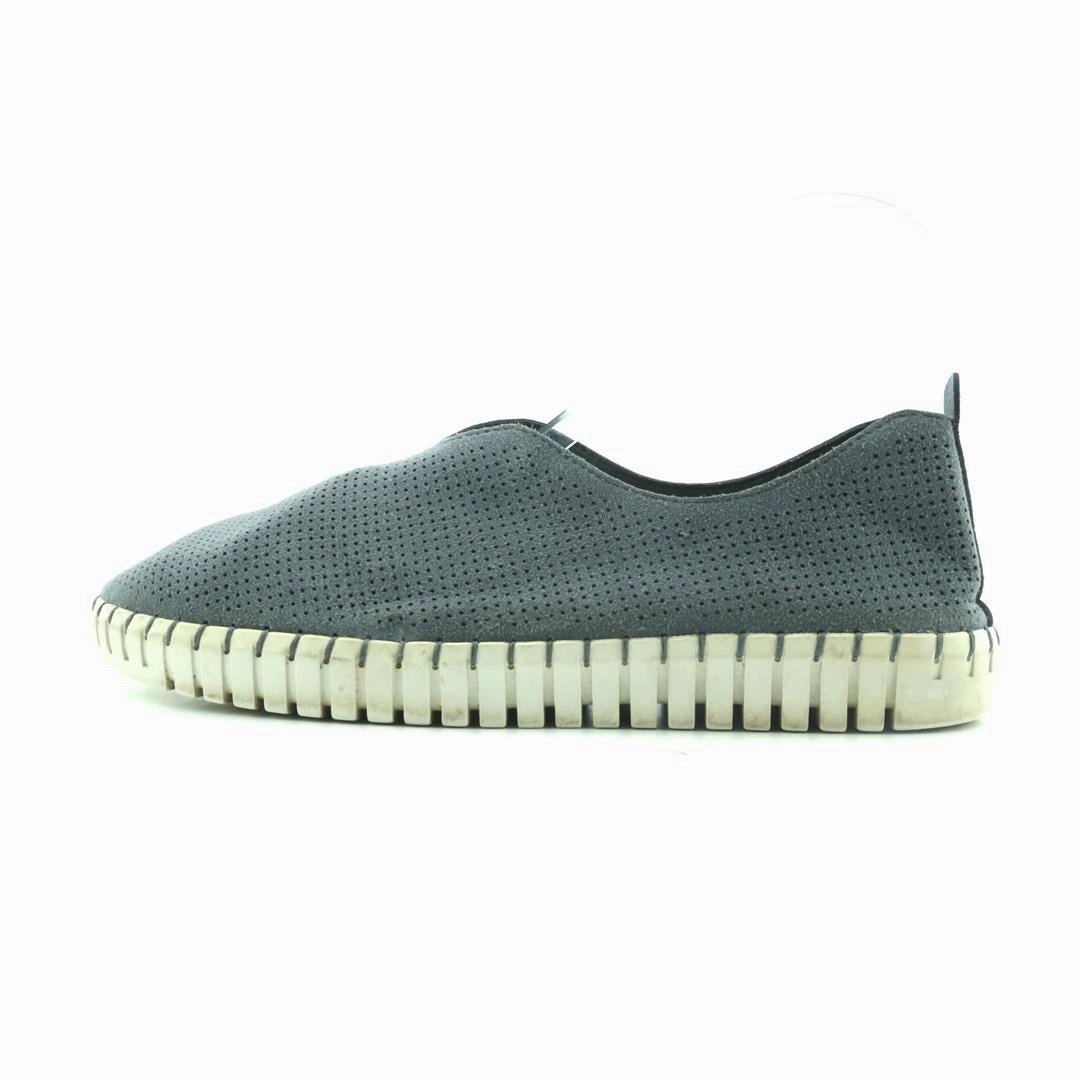 SKECHERS AIR COOLED MEMORY FOAM Skechers shoe design snapshots