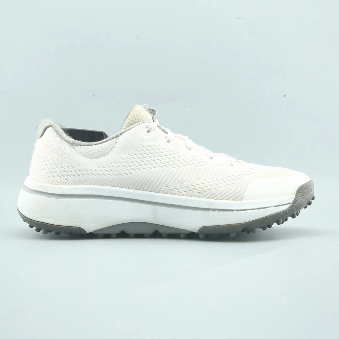 SKECHERS ARCH FIT - LINE UP Skechers everyday footwear shots