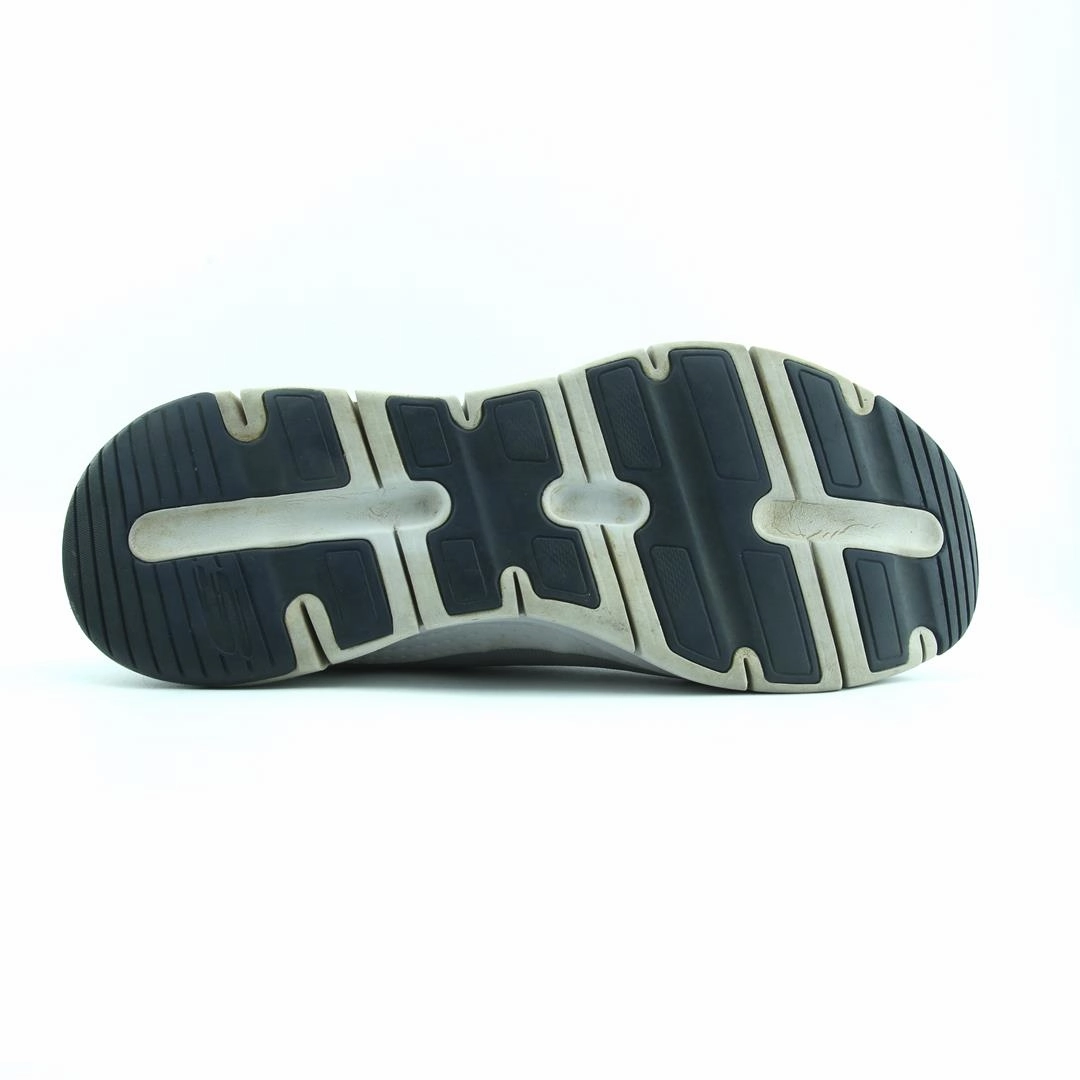 SKECHERS ARCH FIT Skechers everyday footwear shots