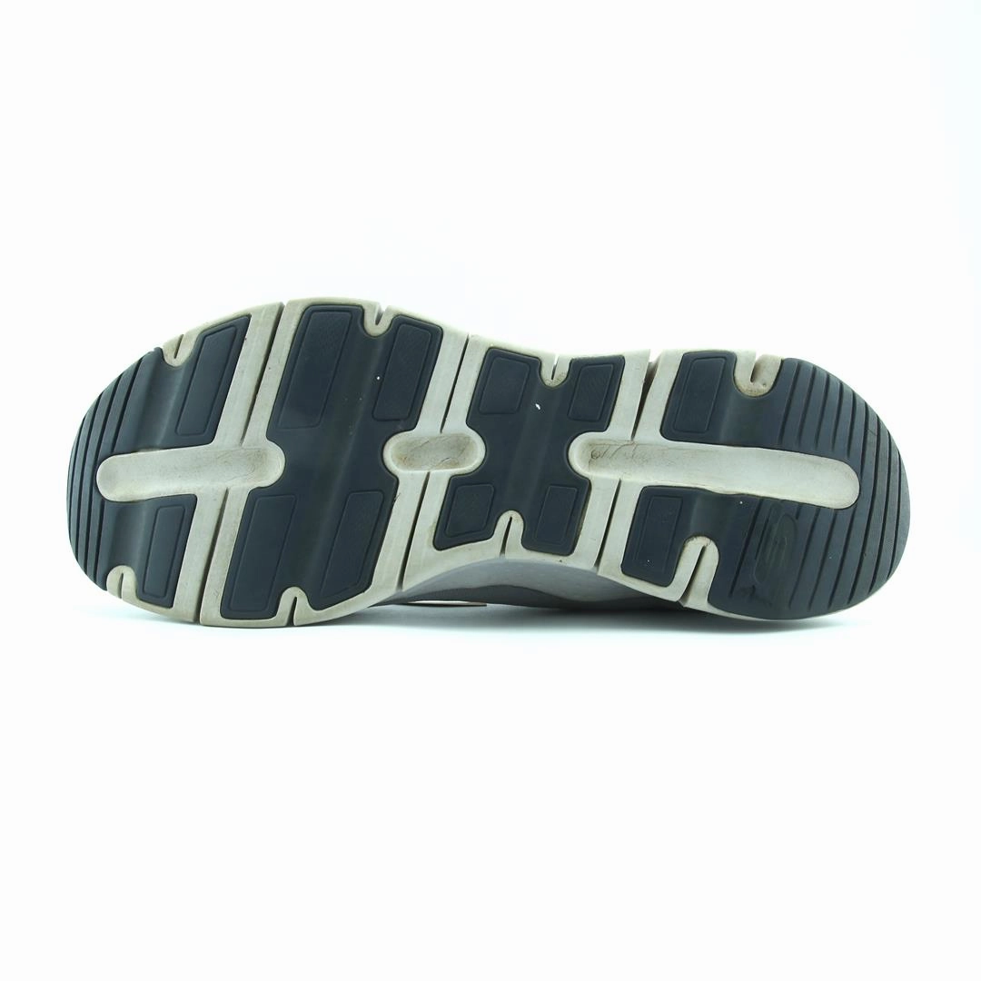 SKECHERS ARCH FIT Skechers everyday footwear shots