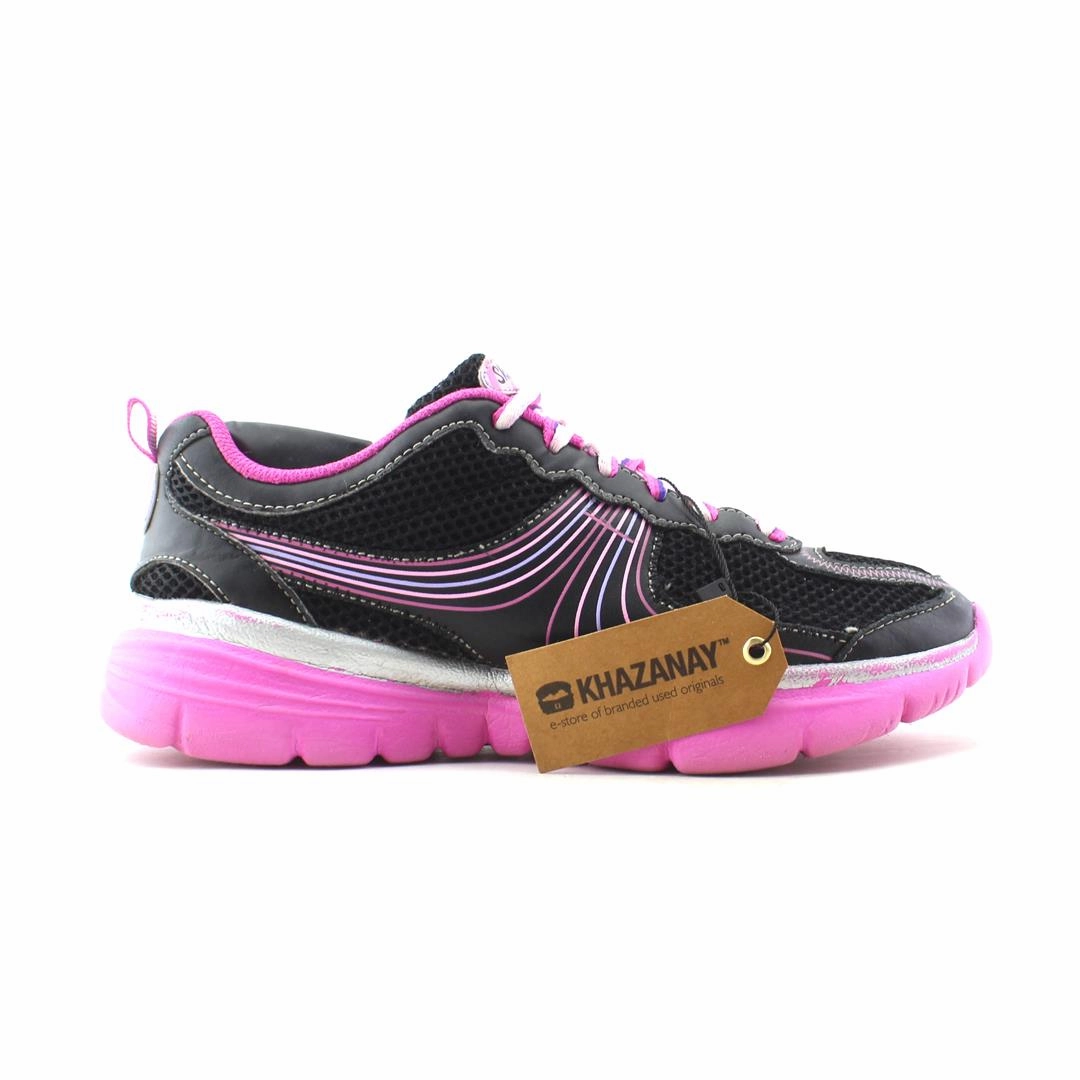 SKECHERS  ARCH FIT Skechers shoe design snapshots
