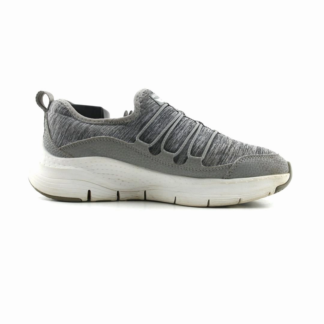 SKECHERS ARCH FIT Skechers shoe design snapshots