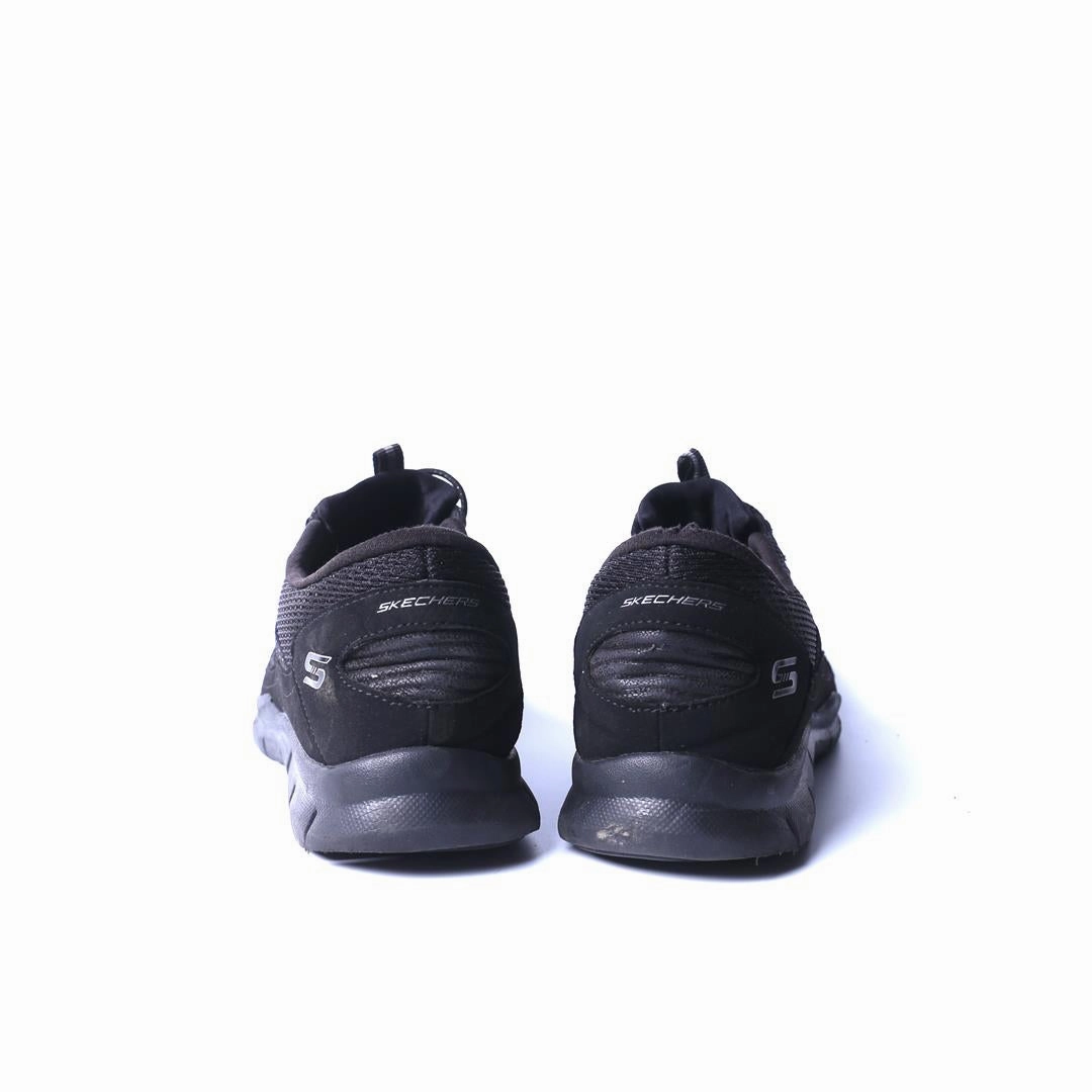 SKECHERS ARCH SUPPORT Skechers everyday footwear shots