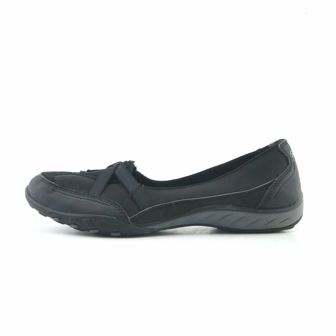 SKECHERS  BREATHE EASY MESH Skechers comfortable shoe styles
