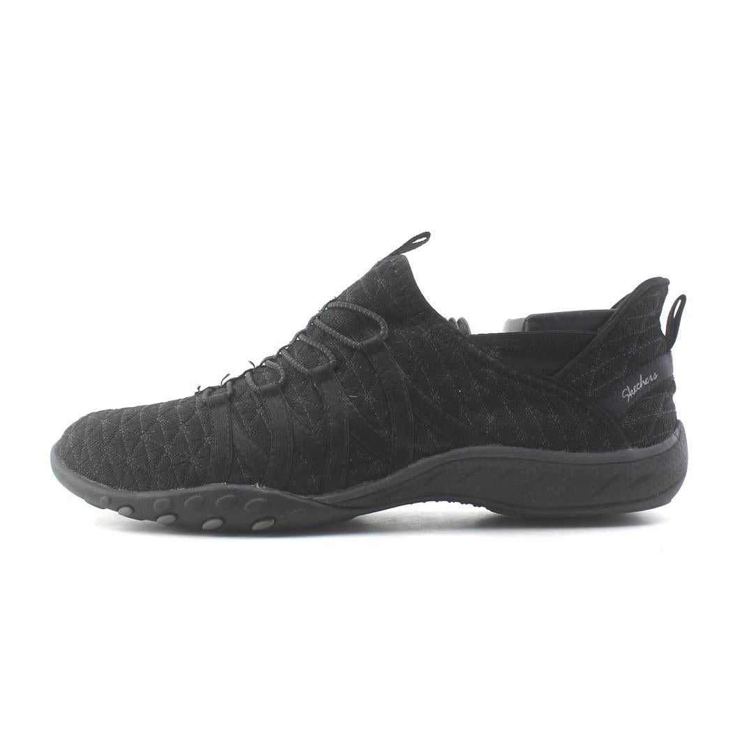SKECHERS  BREATHE EASY-ROLL Skechers versatile everyday shoes