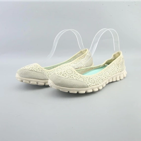 SKECHERS  COMFORT MEMORY FOAM Skechers versatile everyday shoes