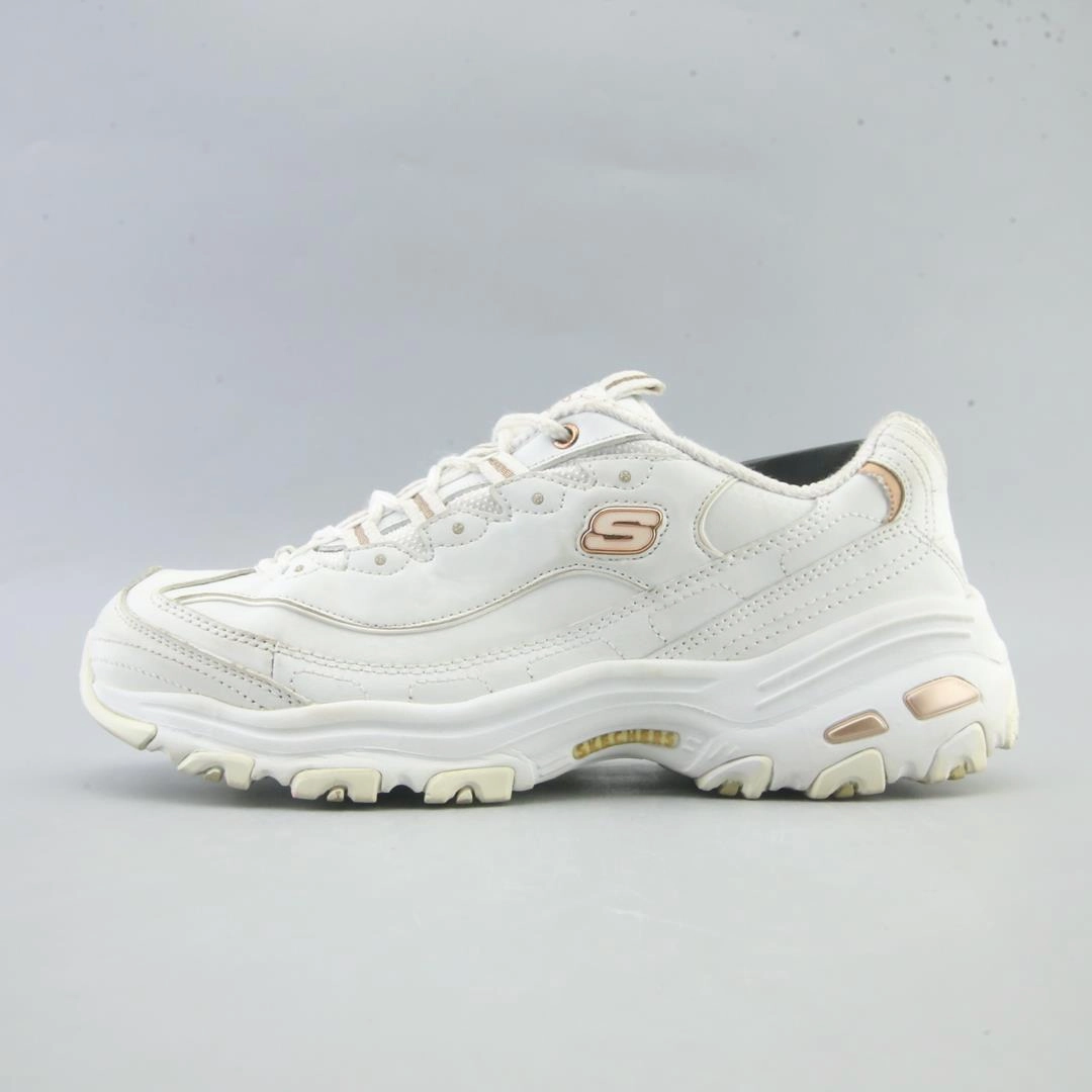 SKECHERS D'LITES - FRESH START Skechers versatile everyday shoes