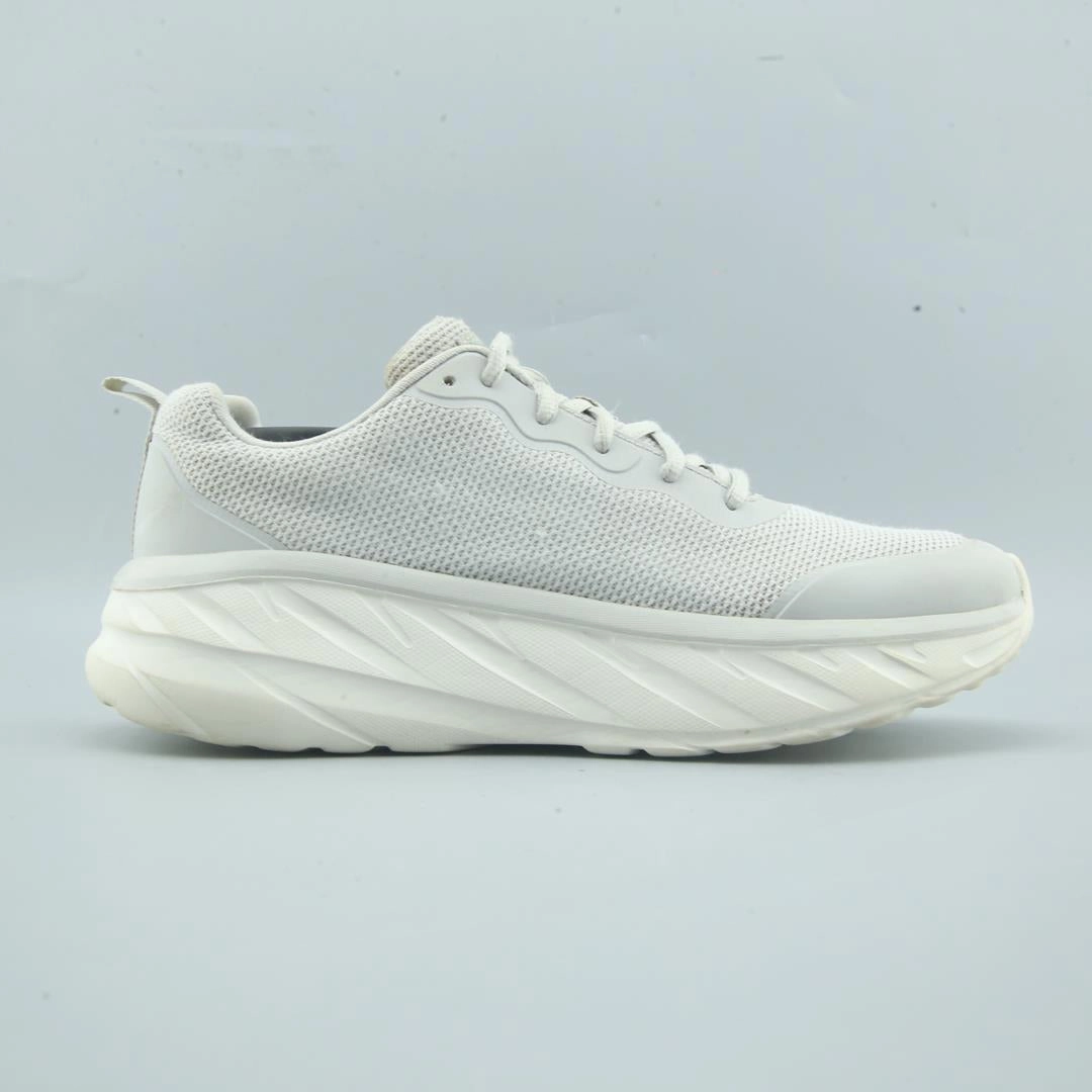 SKECHERS D'LUX ULTRA Skechers everyday footwear shots