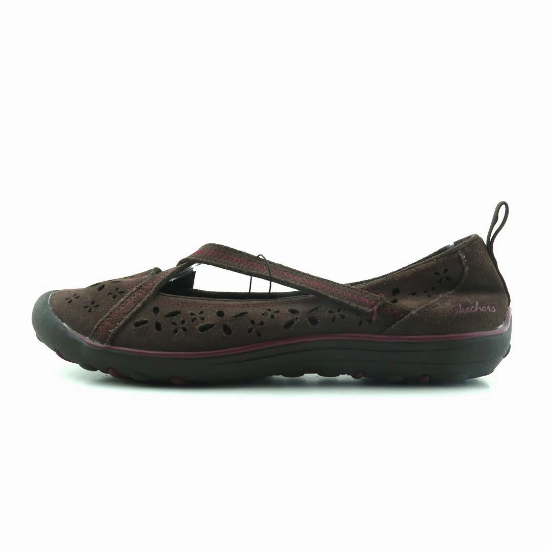 SKECHERS  EARTH FEST Skechers shoe design snapshots