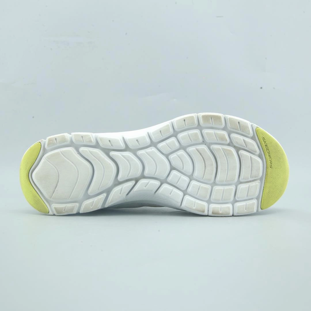 SKECHERS FLEX APPEAL 4.0 - ELEGANT WAYS Skechers everyday footwear shots