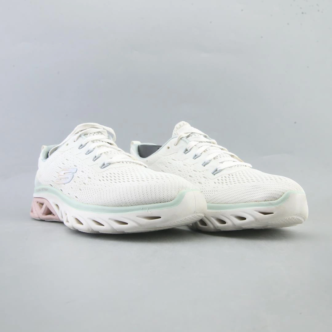 SKECHERS GLIDE-STEP SPORT-NEW APPEAL Skechers shoe design snapshots