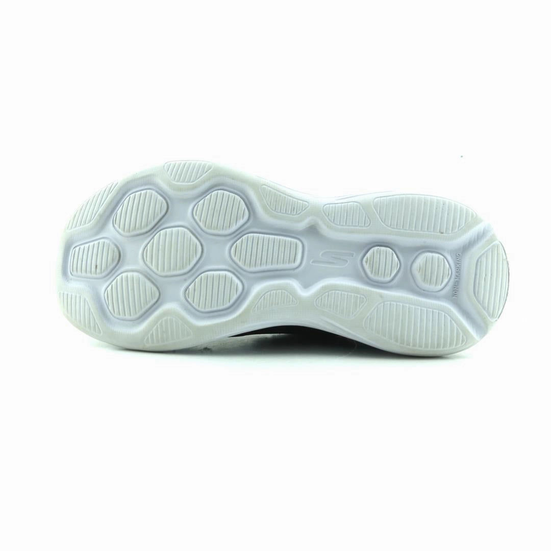 SKECHERS GO RUN 400 V2 Skechers comfortable shoe styles