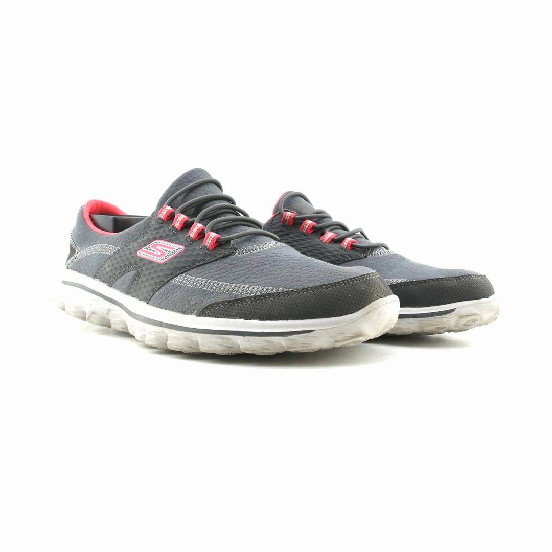 SKECHERS  GO WALK 2 Skechers shoe design snapshots