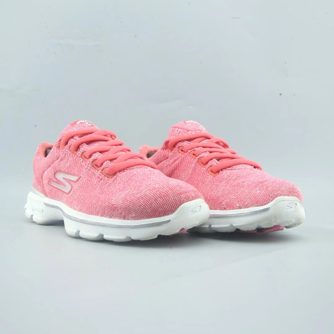 SKECHERS GO WALK 3 Skechers everyday footwear shots