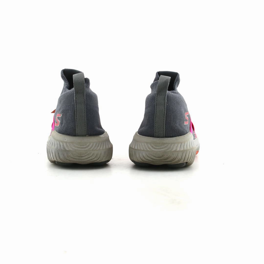 SKECHERS GO WALK REVOLUTION ULTRA Skechers shoe design snapshots