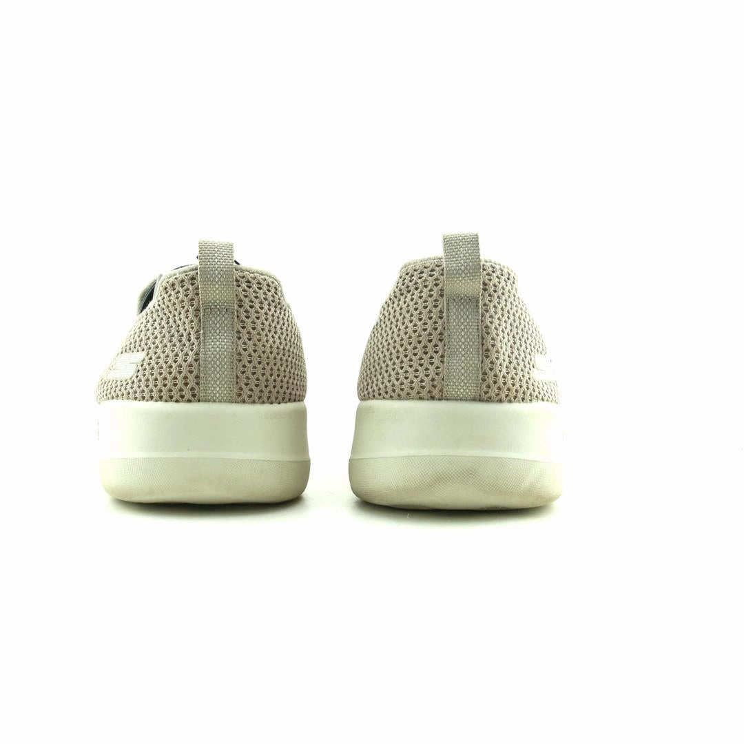 SKECHERS GO WALK Skechers everyday footwear shots