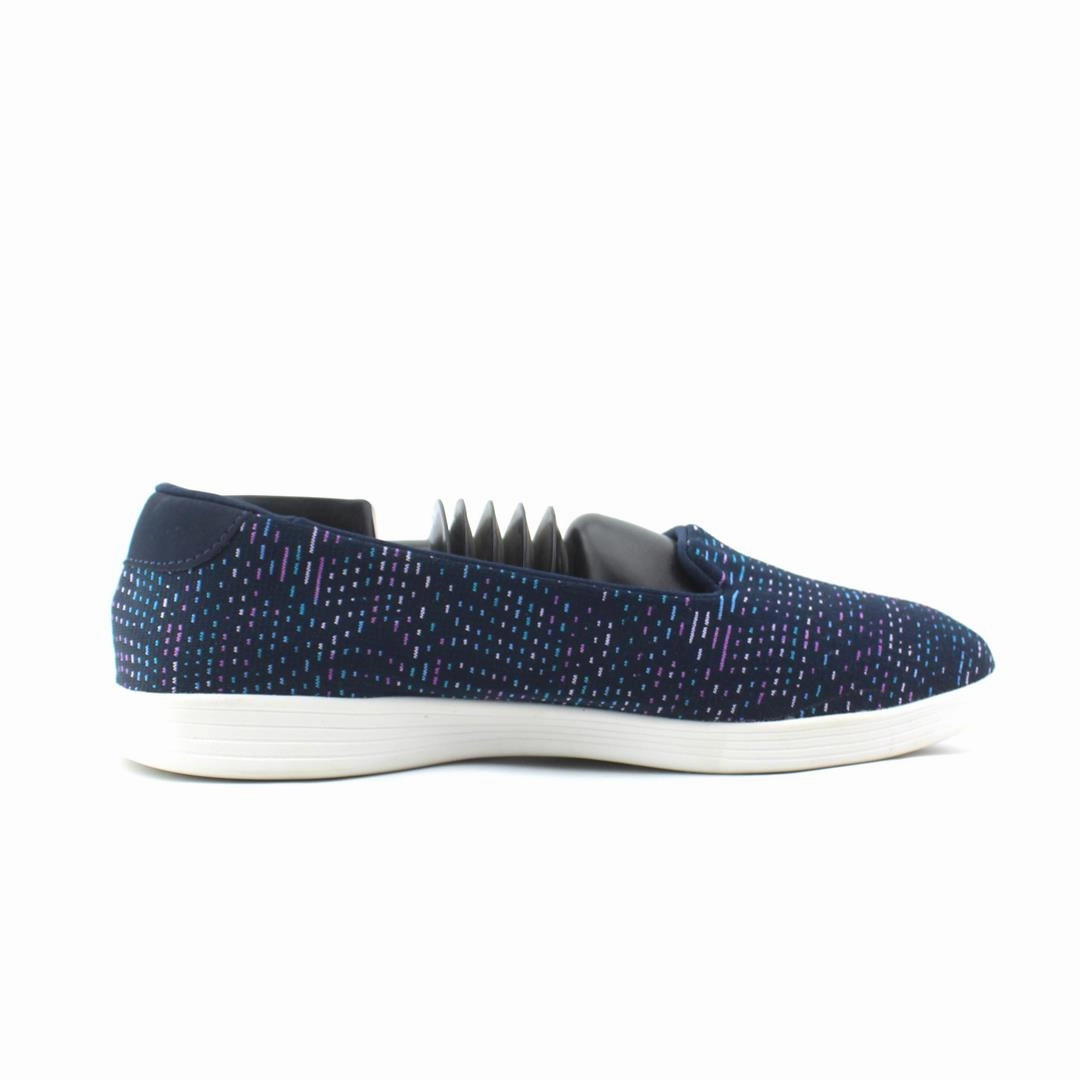 SKECHERS GOGA MAT Skechers shoe design snapshots