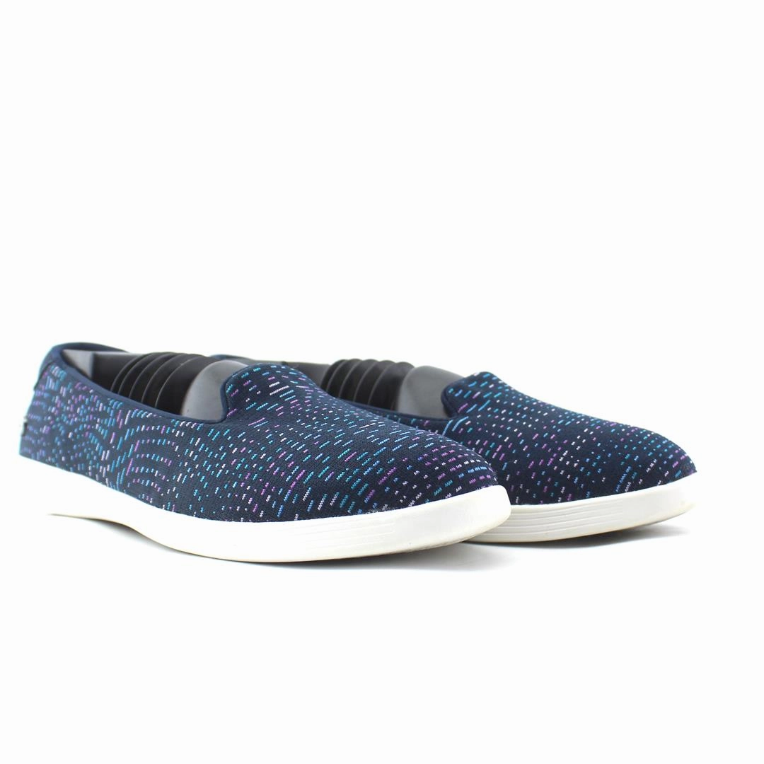 SKECHERS GOGA MAT Skechers shoe design snapshots