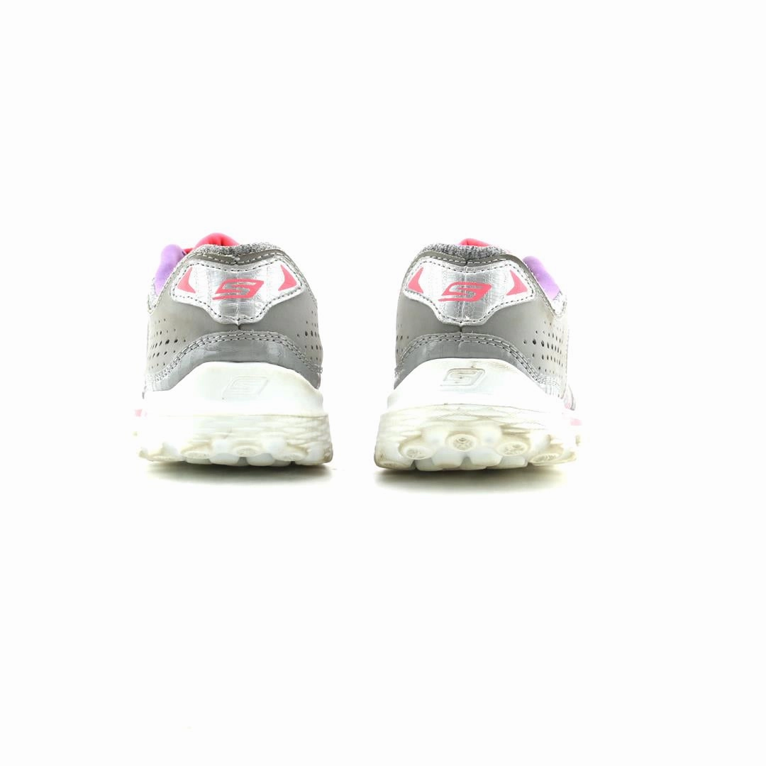 SKECHERS GOWALK 2 FLASH Skechers shoe design snapshots