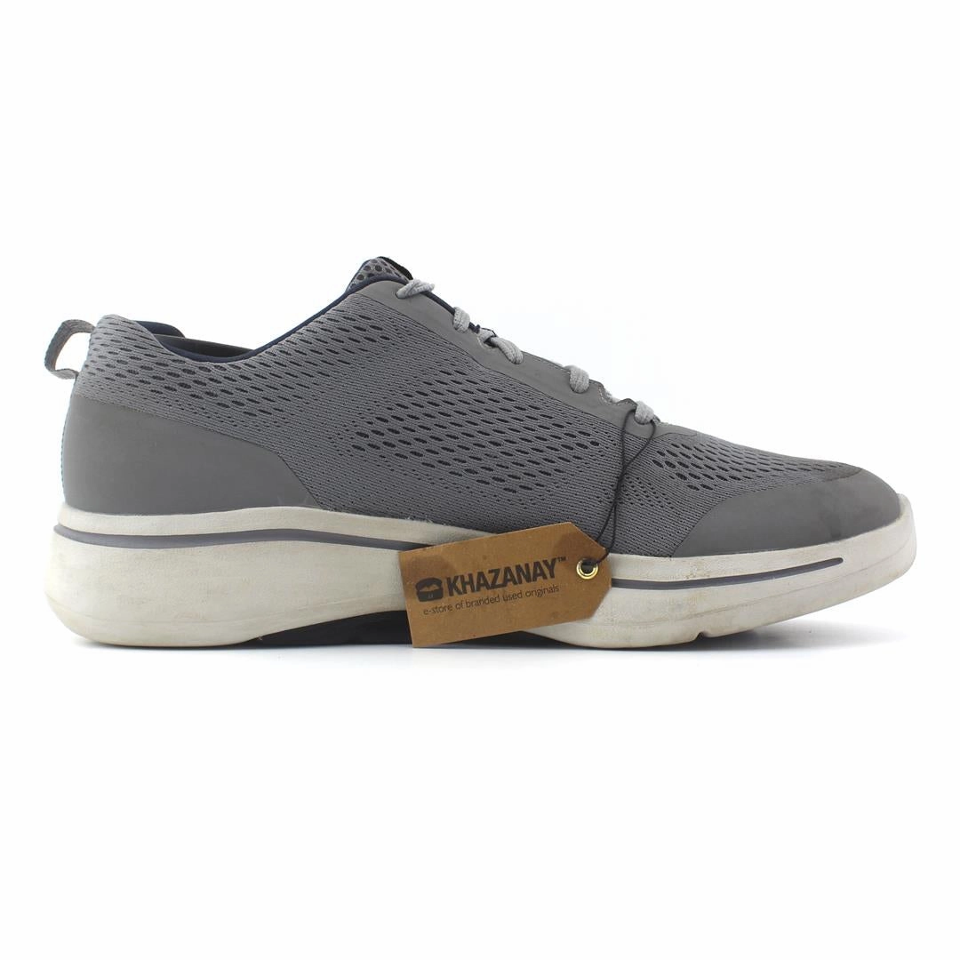 SKECHERS GOWALK ARCH FIT - IDYLLIC Skechers shoe design snapshots