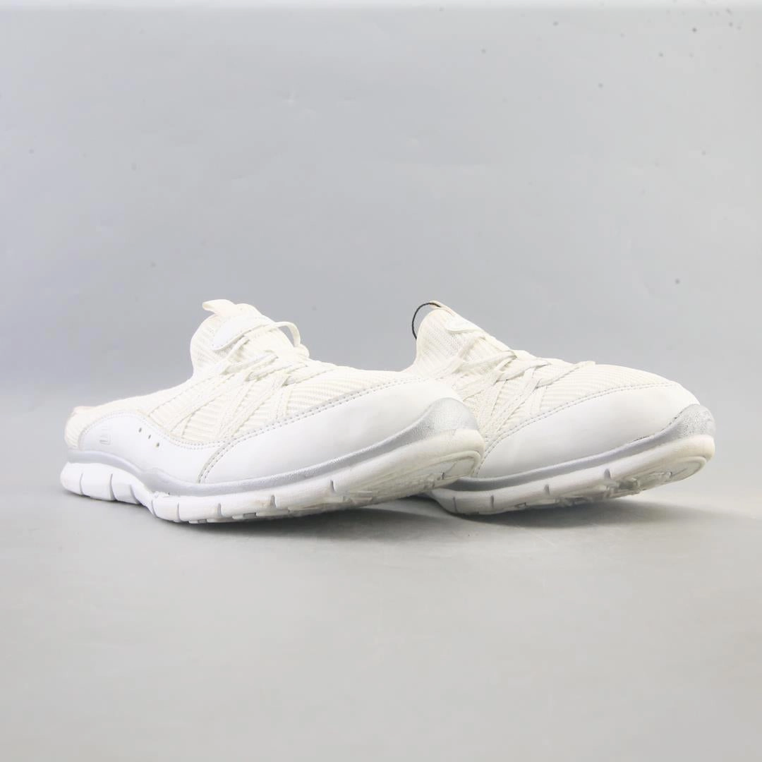 SKECHERS GRATIS - REAL STORY Skechers shoe design snapshots