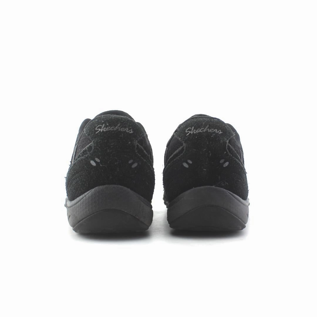 SKECHERS JUST RELAX Skechers shoe design snapshots
