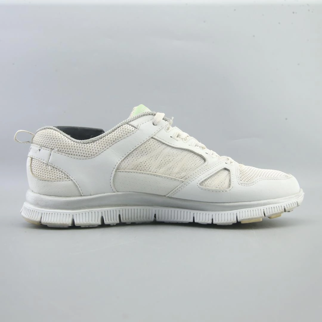 SKECHERS LIGHTWEIGHT Skechers shoe design snapshots