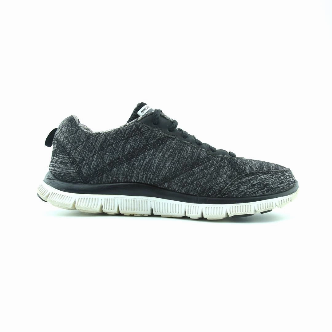SKECHERS LITE-WEIGHT Skechers comfortable shoe styles