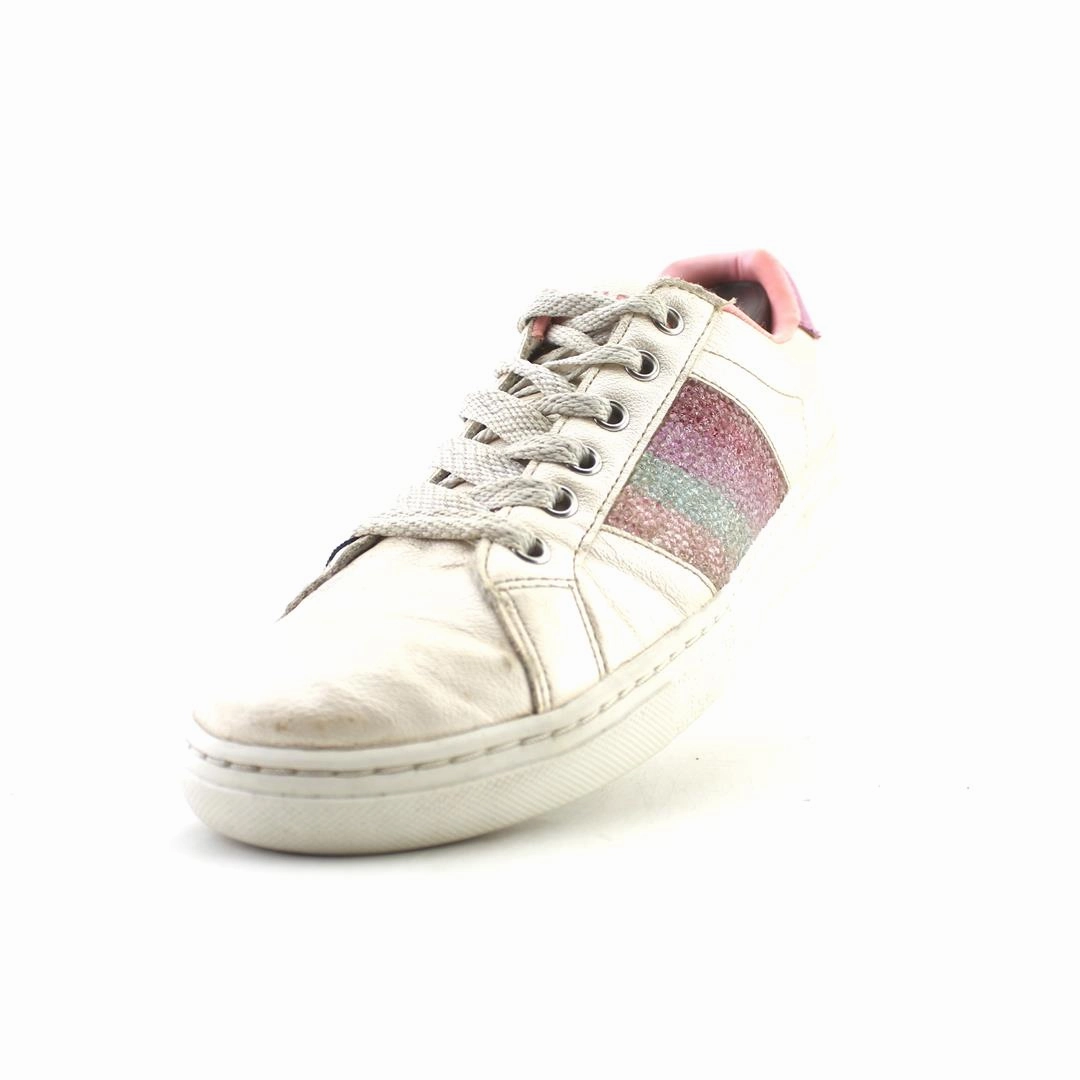 SKECHERS LOS ANGELES Skechers shoe design snapshots
