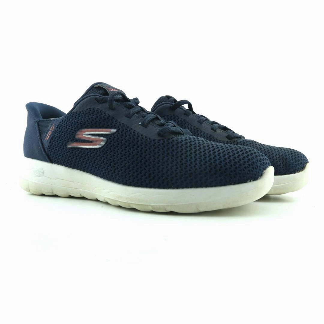 SKECHERS MAX CUSHIONING - ADVANTAGEOUS Skechers comfortable shoe styles