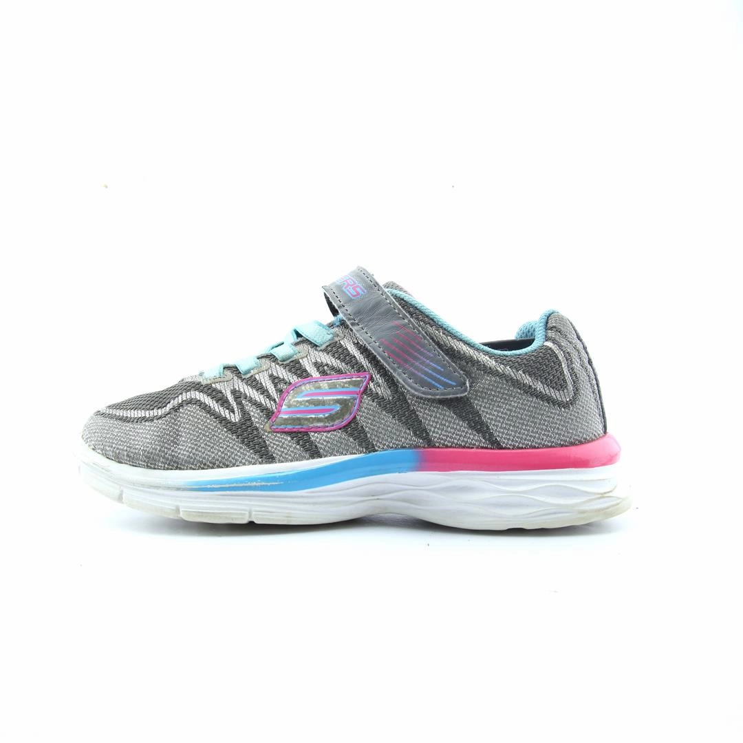 SKECHERS MEMORY FOAM Skechers comfortable casual shoes