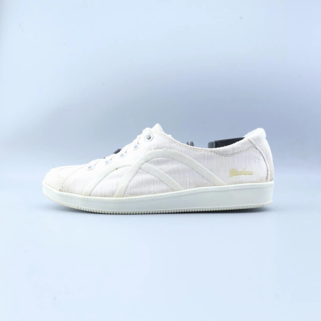 SKECHERS MEMORY FOAM Skechers comfortable casual shoes