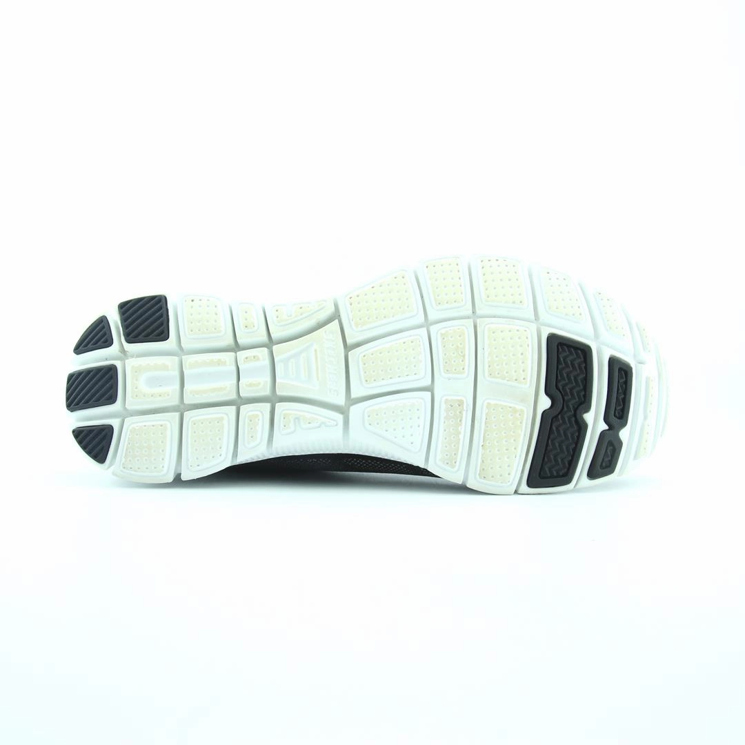 SKECHERS MEMORY FOAM Skechers comfortable shoe styles