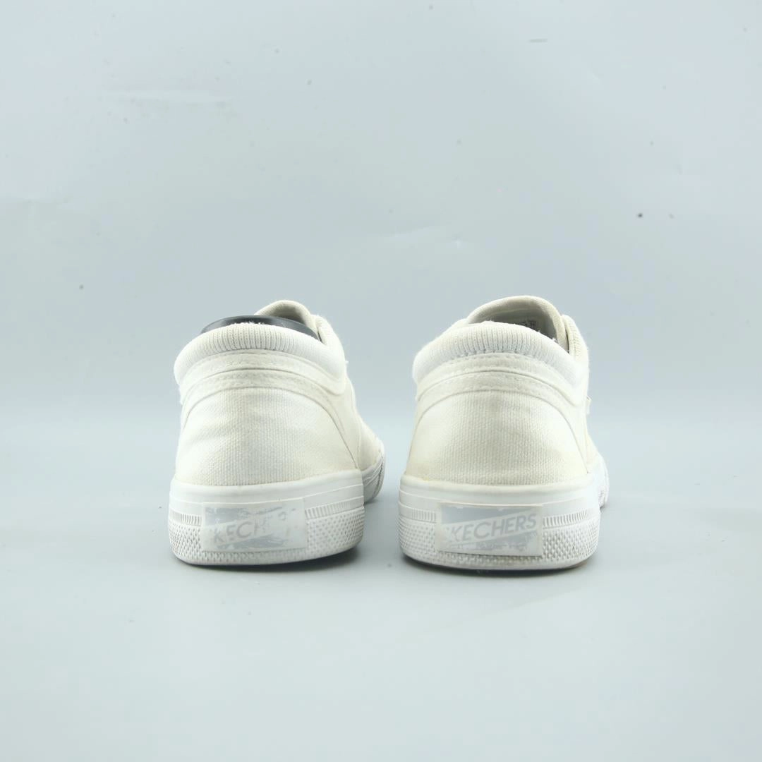 SKECHERS MEMORY FOAM Skechers everyday footwear shots