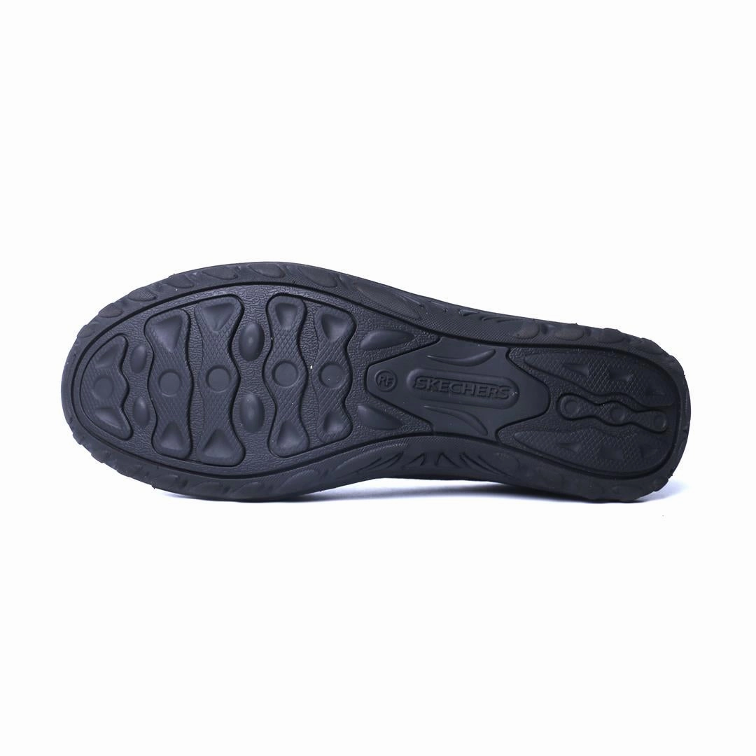 SKECHERS MEMORY FOAM Skechers everyday footwear shots
