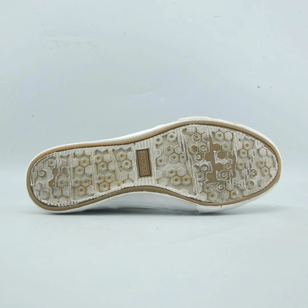 SKECHERS MEMORY FOAM Skechers everyday footwear shots