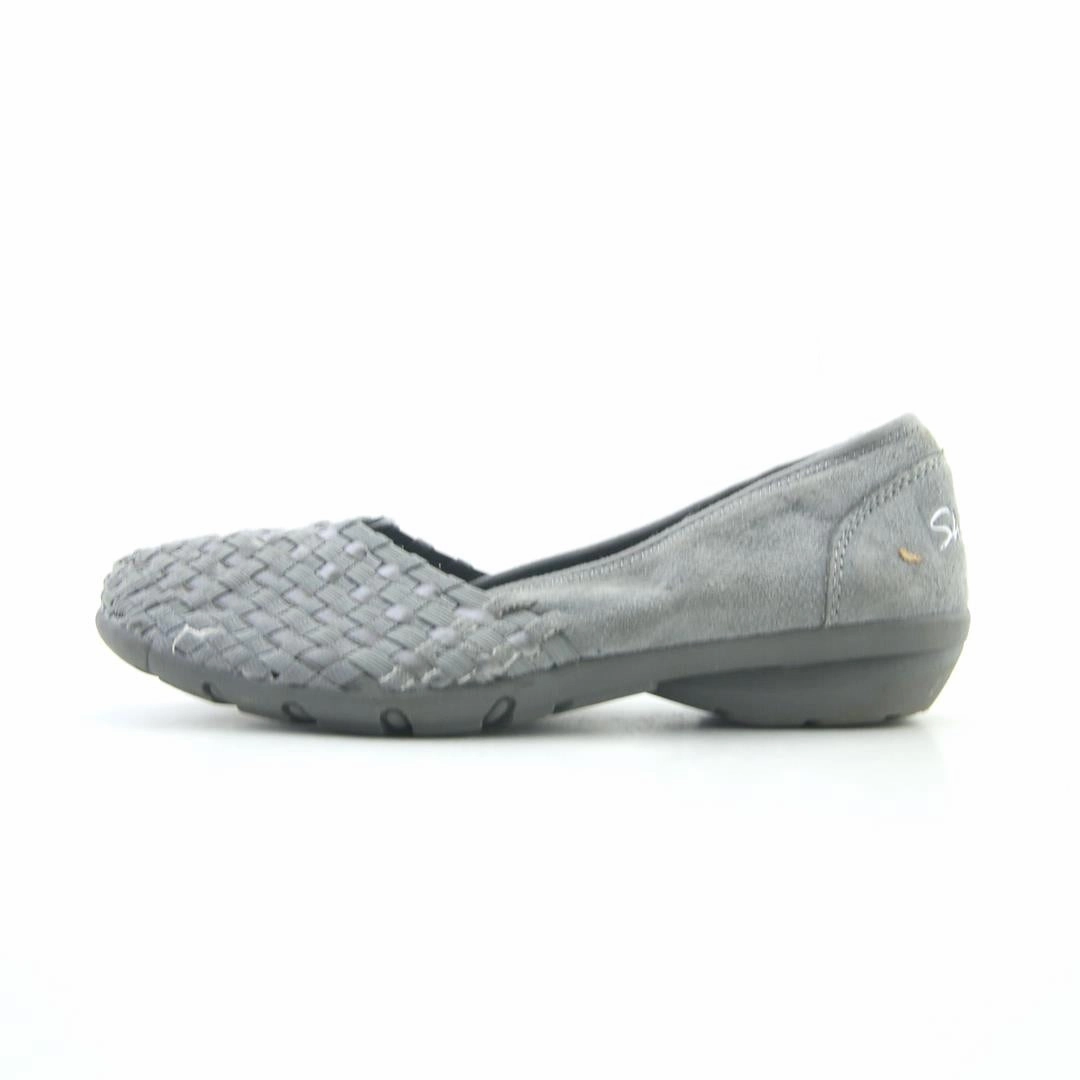 SKECHERS MEMORY FOAM Skechers shoe design snapshots