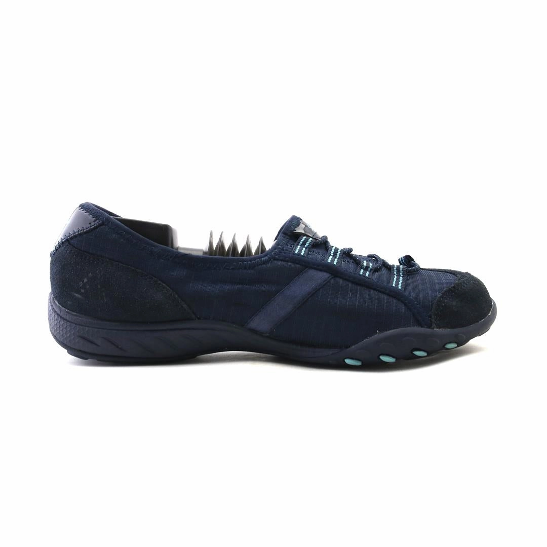 SKECHERS MEMORY FOAM Skechers shoe design snapshots