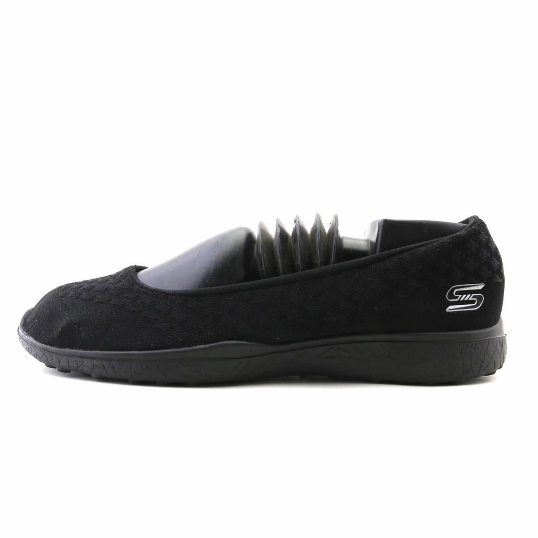 SKECHERS MEMORY FOAM Skechers versatile everyday shoes